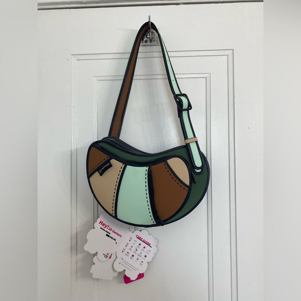 NWT Jump from Paper purse